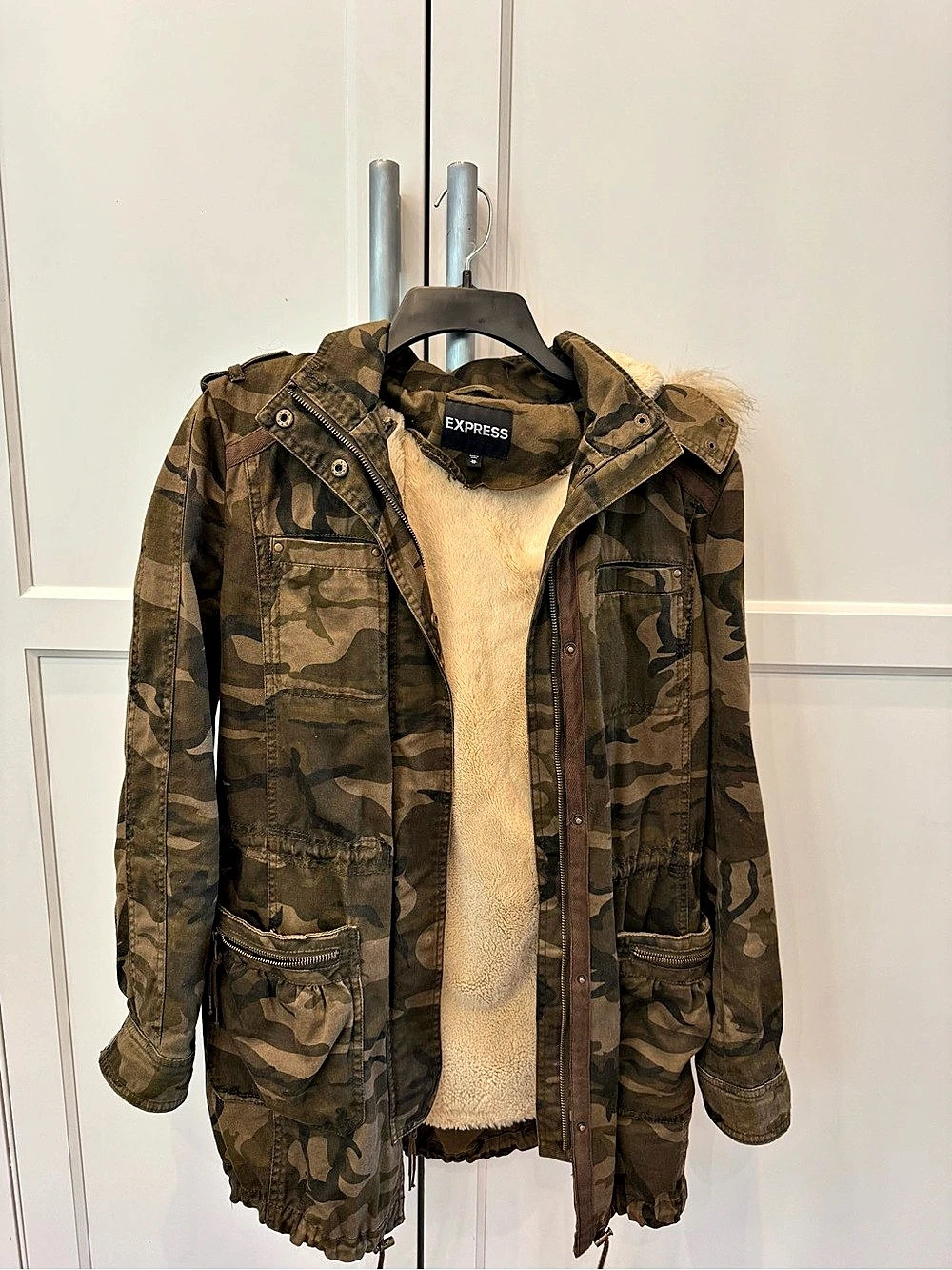 Express Camo Sherpa Lined Utility Parka Women's Jacket